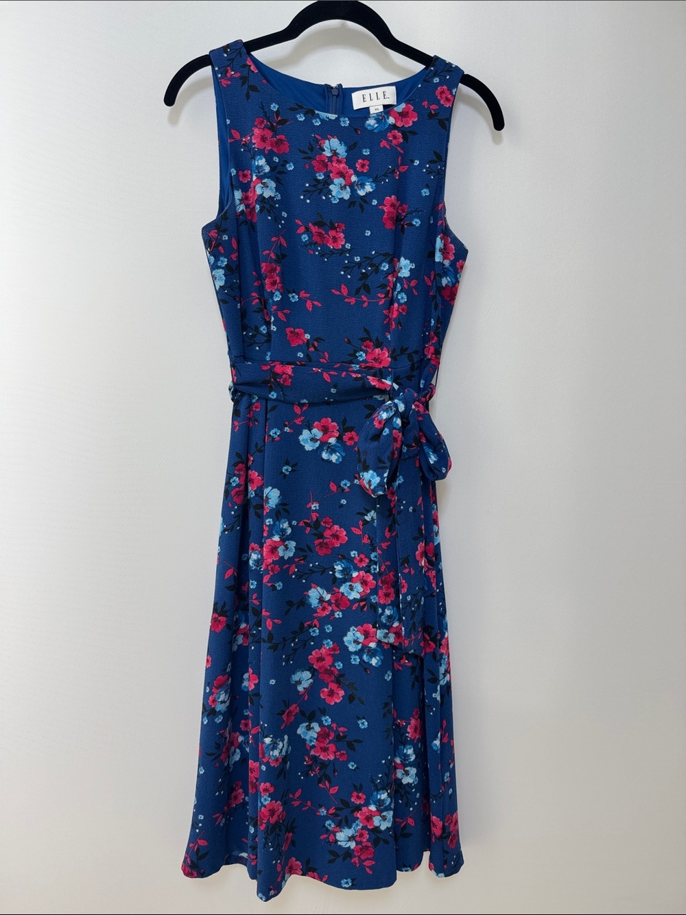 Elle Floral Sleeveless Blue Dress
